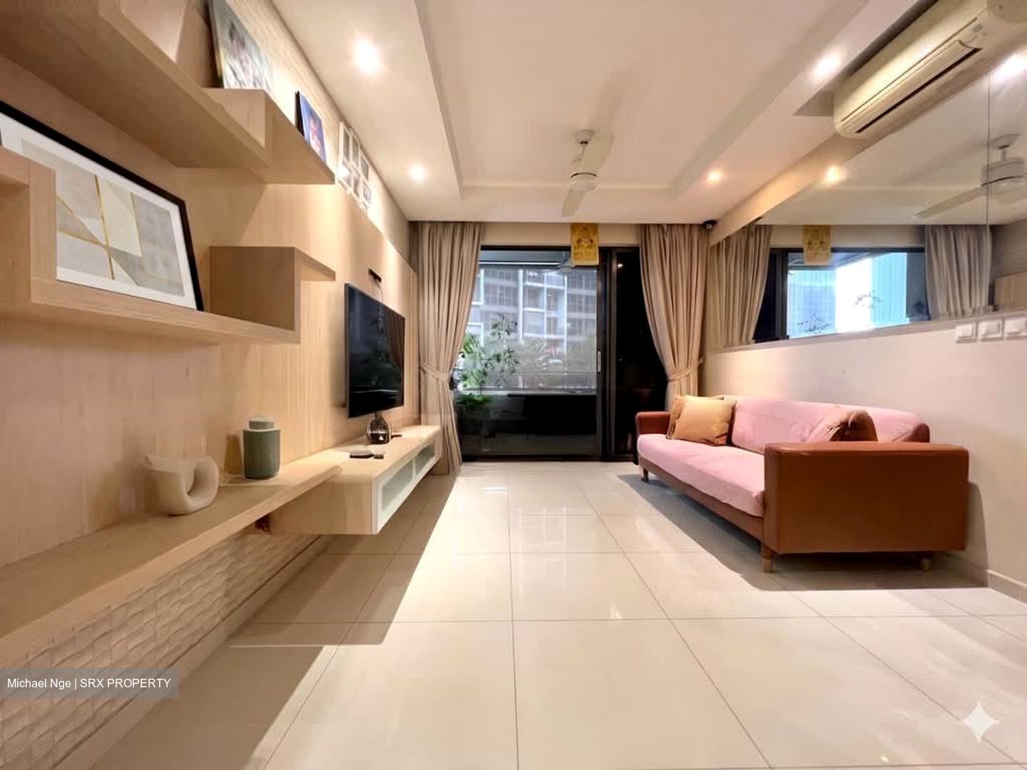 Prive (D19), Condominium #571372191